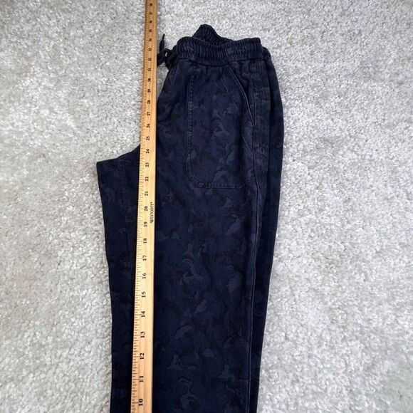 Athleta Farallon Jogger Navy Blue Camo 8 Petite - Picture 9 of 10
